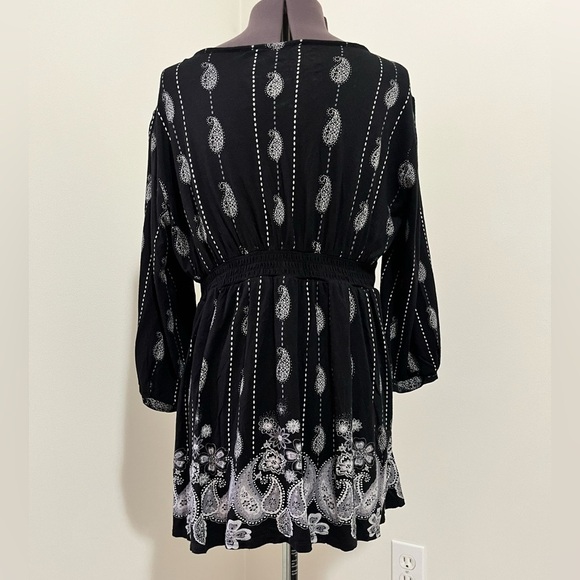 A Pea in the Pod Paisley Print Maternity Top Size L - Picture 3 of 6